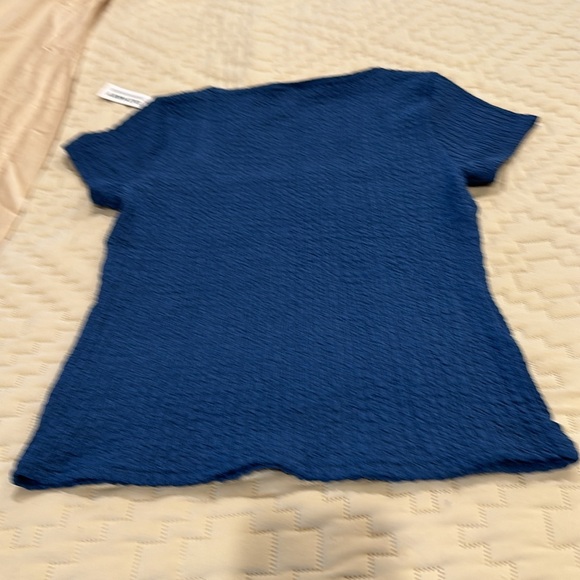 NWT old Navy royal blue crinkle top, small - Picture 6 of 7